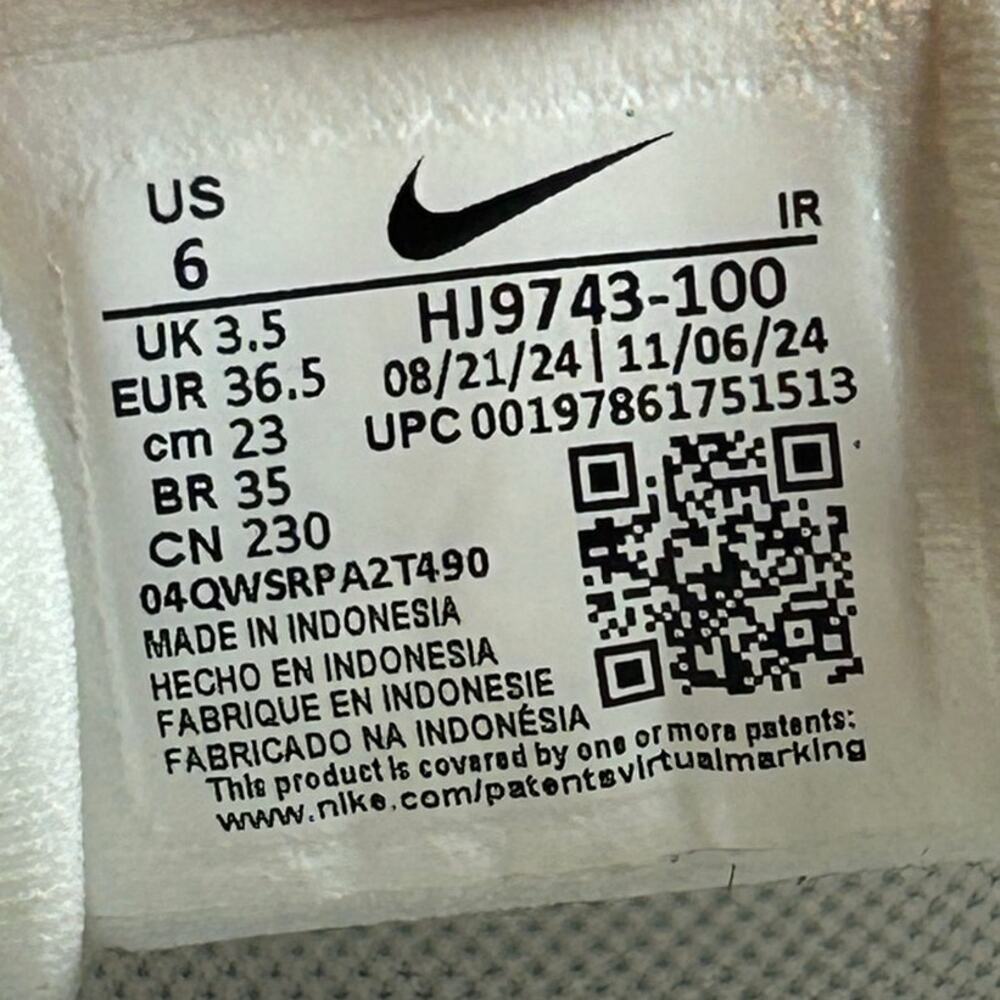 Nike Air Max Plus TN Women's 6 White Gray Black Running Shoes - Picture 5 of 12